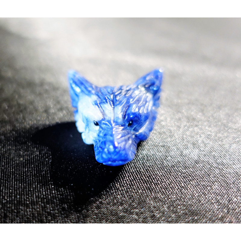Pendentif tête de loup en sodalite