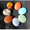 Pierres plates lot 7 chakras, env. 3x2.5cm